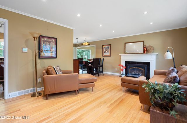 119 Birch Lane, Glenville, NY 12302