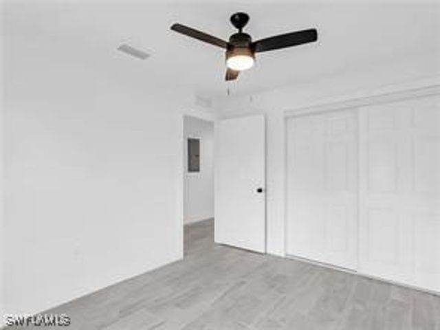 4330 Gulfstream DR, Naples, FL 34112