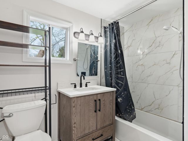 1821 N Dequincy Street, Indianapolis, IN 46218