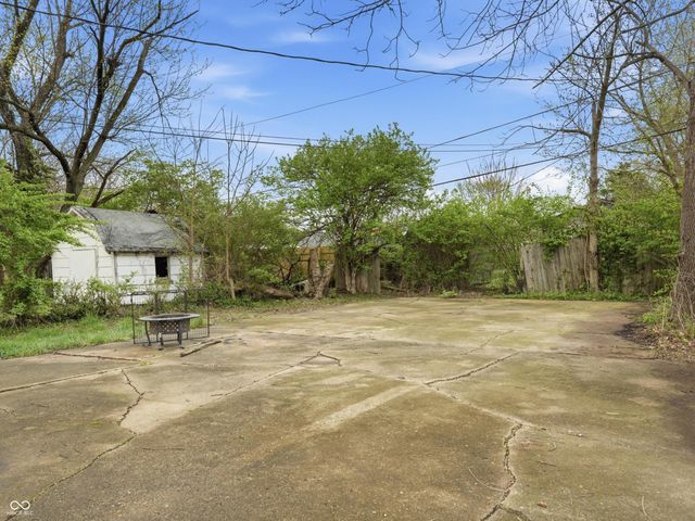 1821 N Dequincy Street, Indianapolis, IN 46218