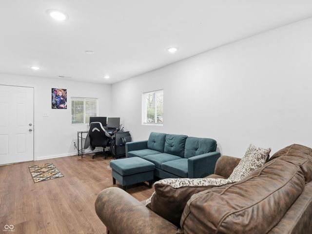 1821 N Dequincy Street, Indianapolis, IN 46218