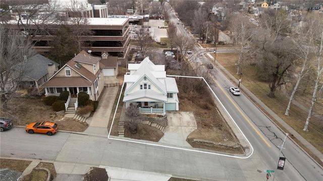 1902 W 47th Terrace, Westwood, KS 66205