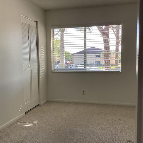 418 Pine Glen Lane C2, Greenacres, FL 33463
