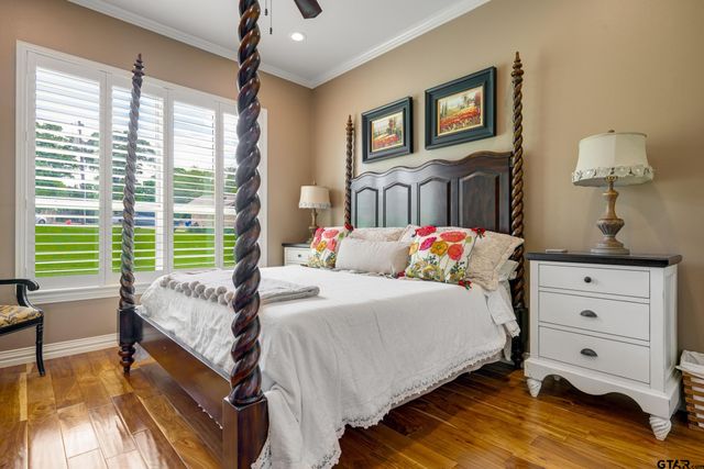 122 Angelina Dr, Chandler, TX 75758