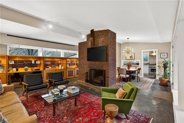 903 Cardova NE Drive, Atlanta, GA 30324