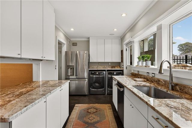 903 Cardova NE Drive, Atlanta, GA 30324