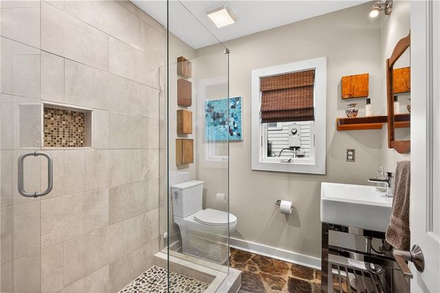 903 Cardova NE Drive, Atlanta, GA 30324