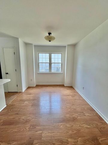 8486 William Moultrie Drive, North Charleston, SC 29420