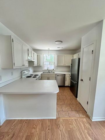 8486 William Moultrie Drive, North Charleston, SC 29420