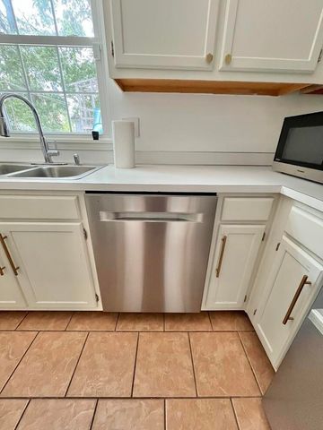 8486 William Moultrie Drive, North Charleston, SC 29420