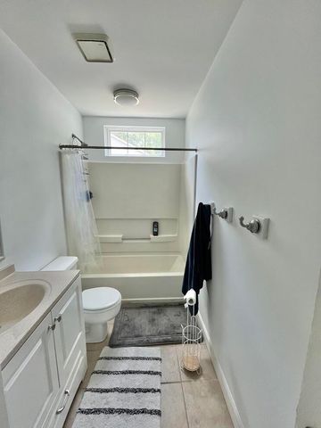 8486 William Moultrie Drive, North Charleston, SC 29420