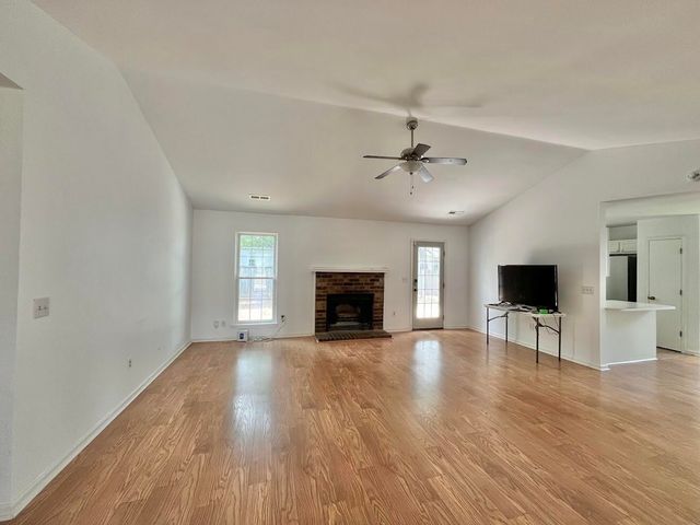 8486 William Moultrie Drive, North Charleston, SC 29420