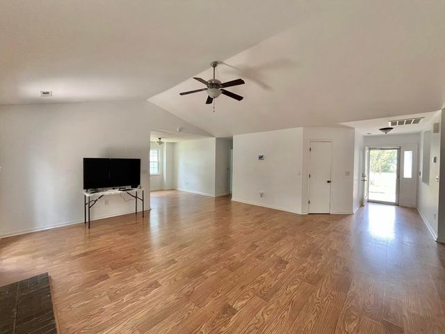 8486 William Moultrie Drive, North Charleston, SC 29420