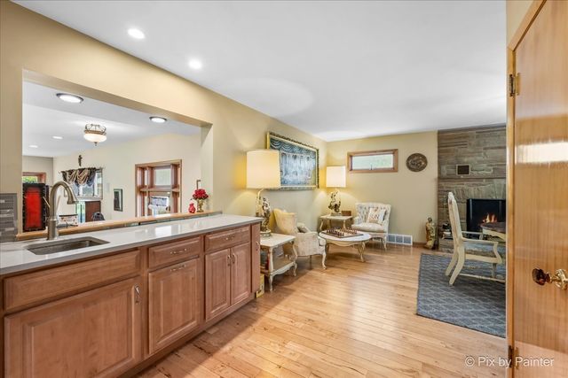 4N260 Walter Road, Addison, IL 60101