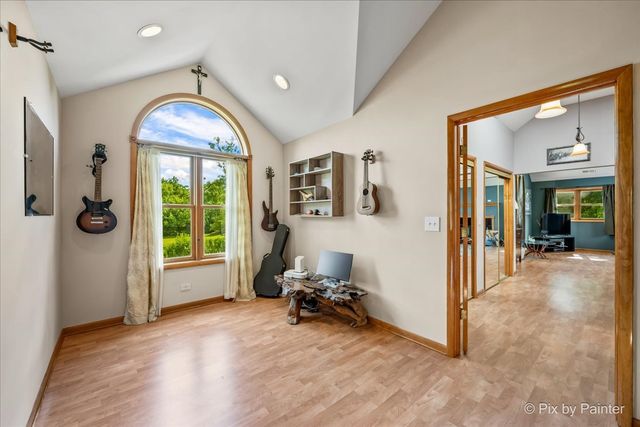 4N260 Walter Road, Addison, IL 60101