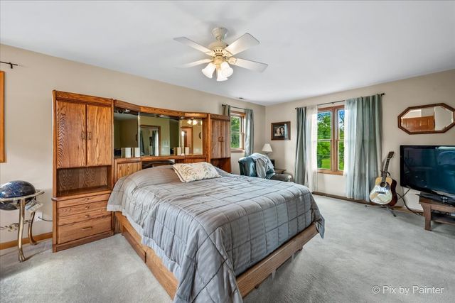 4N260 Walter Road, Addison, IL 60101