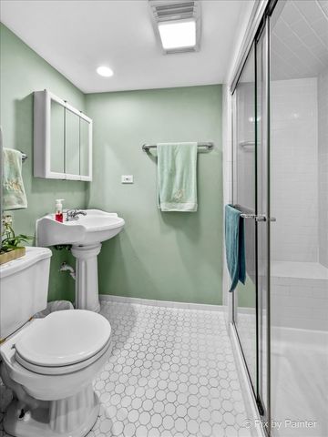 4N260 Walter Road, Addison, IL 60101