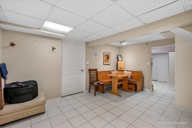 4N260 Walter Road, Addison, IL 60101