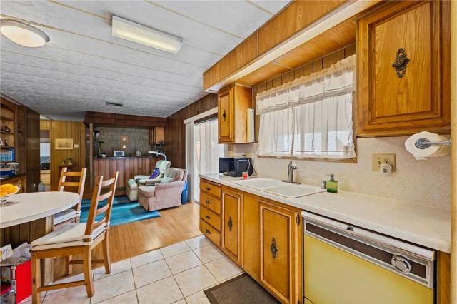 9800 Bolsa 79, Westminster, CA 92683