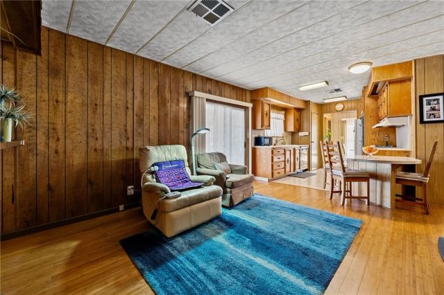 9800 Bolsa 79, Westminster, CA 92683