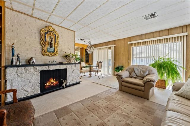 9800 Bolsa 79, Westminster, CA 92683