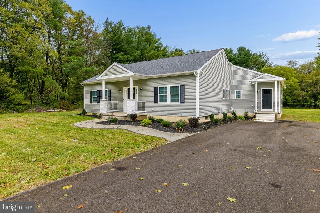 632 ROYAL AVE, FRANKLINVILLE, NJ 08322 — photo 2