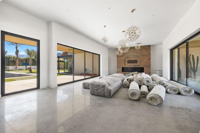 3 Shakespeare Court, Rancho Mirage, CA 92270