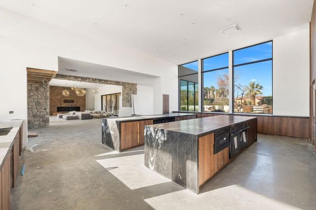 3 Shakespeare Court, Rancho Mirage, CA 92270