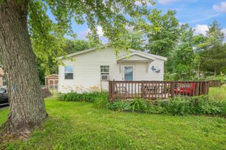52653 Lakeview Drive, Wayne Twp, MI 49047