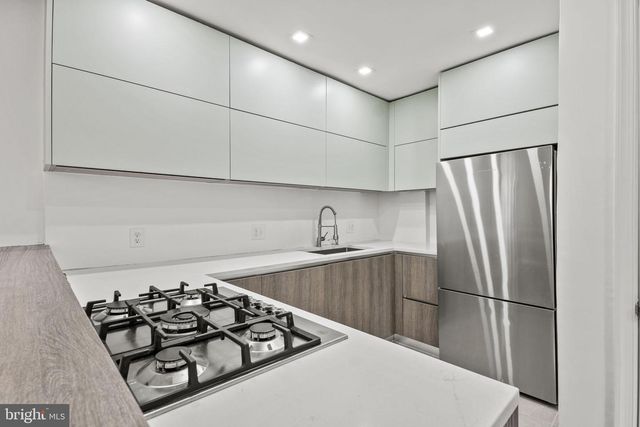 1807 41ST PL SE, Washington, DC 20020