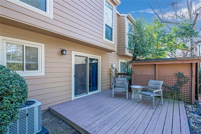 1115 Riverbend Club SE Drive, Atlanta, GA 30339