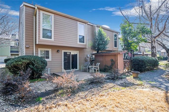 1115 Riverbend Club SE Drive, Atlanta, GA 30339