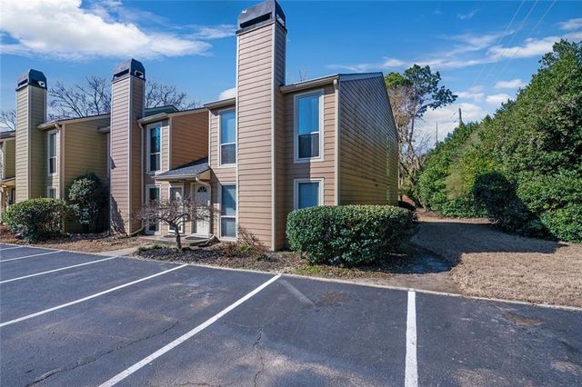 1115 Riverbend Club SE Drive, Atlanta, GA 30339