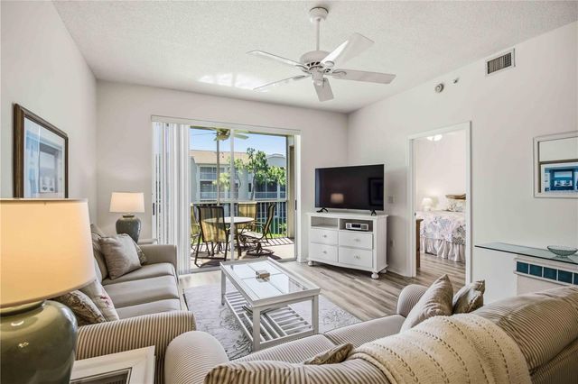 9630 CLUB SOUTH CIRCLE 6209, Sarasota, FL 34238