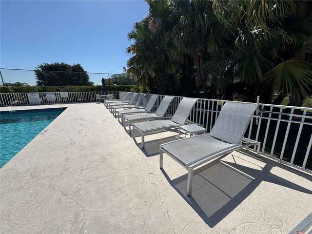 9630 CLUB SOUTH CIRCLE 6209, Sarasota, FL 34238
