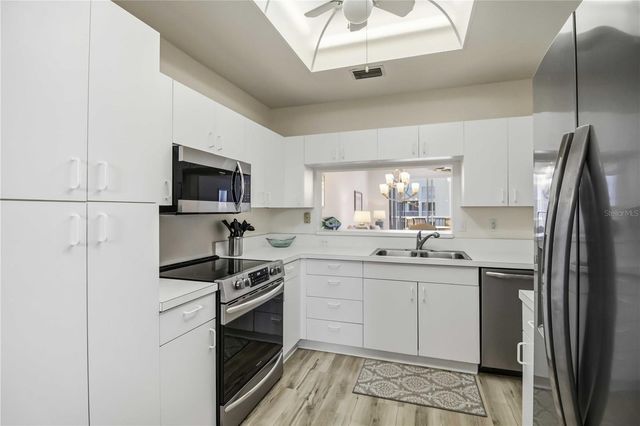 9630 CLUB SOUTH CIRCLE 6209, Sarasota, FL 34238