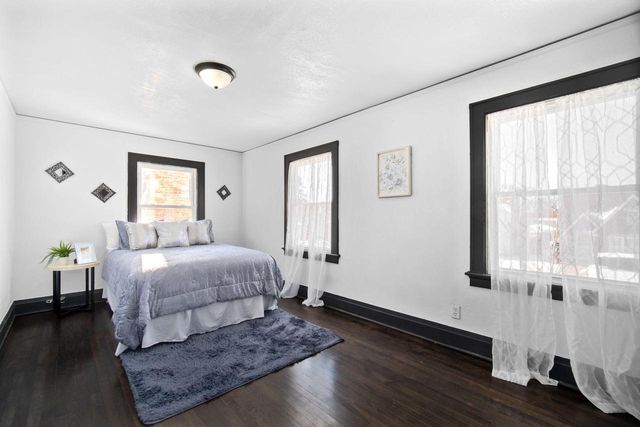 4158 N 15th STREET, Milwaukee, WI 53209