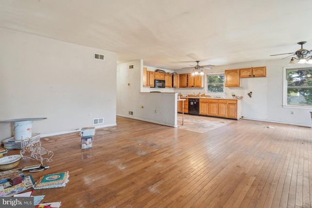3706 SINGER ST, Hampstead, MD 21074