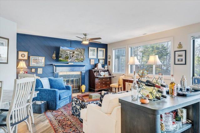 75 Woodbridge Cir Unit 1114, Moneta, VA 24121