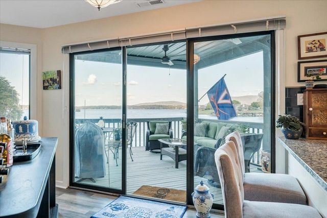 75 Woodbridge Cir Unit 1114, Moneta, VA 24121