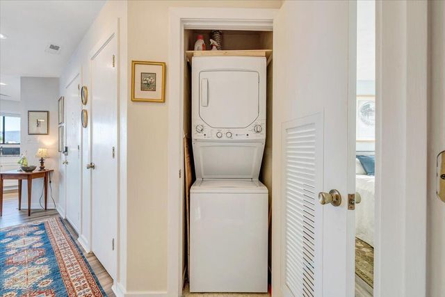 75 Woodbridge Cir Unit 1114, Moneta, VA 24121