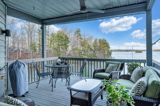 75 Woodbridge Cir Unit 1114, Moneta, VA 24121