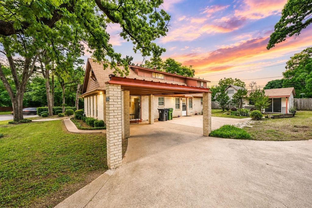 1700 Chip N Dale Drive, Arlington, TX 76012 — photo 2