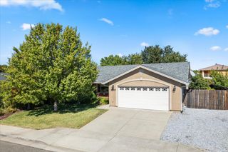 2345 Shenandoah Drive, Anderson, CA 96007