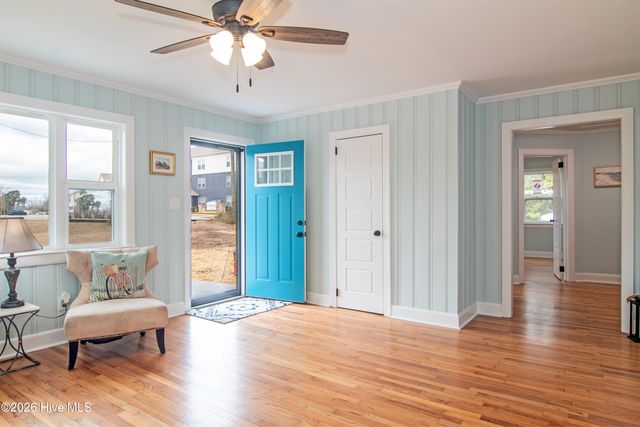 132 S Navassa Road, Belville, NC 28451