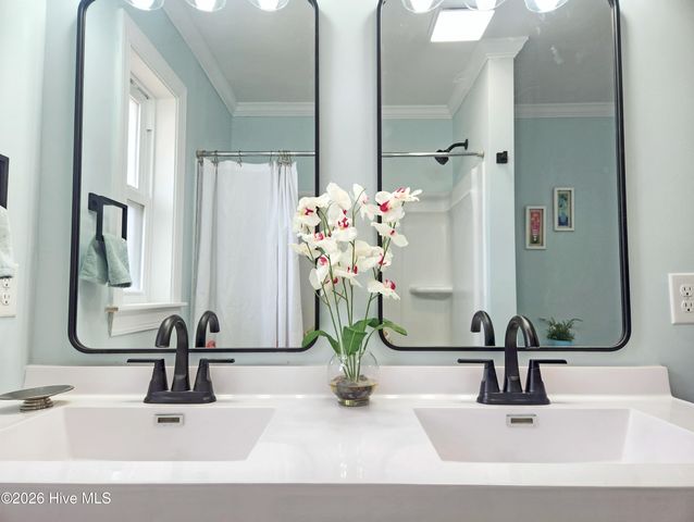 132 S Navassa Road, Belville, NC 28451