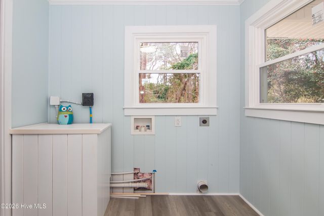 132 S Navassa Road, Belville, NC 28451