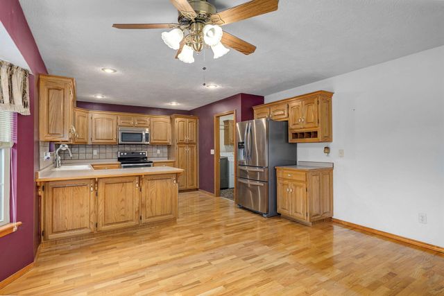 1219 W Mcguffey Street, Ozark, MO 65721