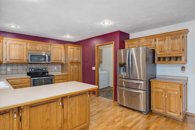 1219 W Mcguffey Street, Ozark, MO 65721