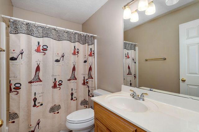 1219 W Mcguffey Street, Ozark, MO 65721